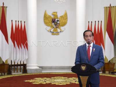 PRESIDEN JOKOWI BUKA PERTEMUAN PENDAHULUAN B20 | ANTARA Foto