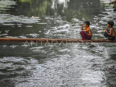 PERLINDUNGAN ANAK DI RANAH DARING | ANTARA Foto