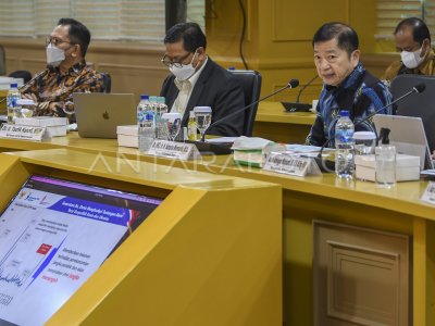 RAKER KOMITE IV DPD DENGAN MENTERI PPN/KEPALA BAPPENAS | ANTARA Foto