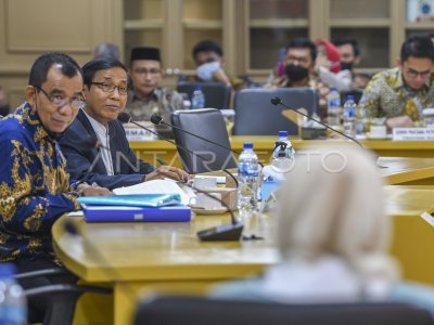 UJI KELAYAKAN DAN KEPATUTAN CALON ANGGOTA BPK | ANTARA Foto