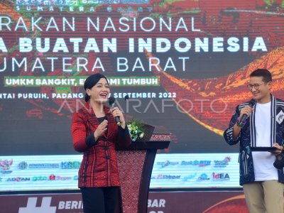 PUNCAK GERAKAN NASIONAL BANGGA BUATAN INDONESIA | ANTARA Foto