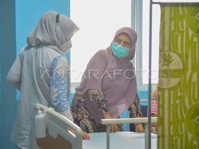 KASUS GAGAL GINJAL AKUT ANAK DI SUMBAR | ANTARA Foto