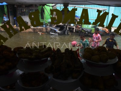 BANJIR ROB DI PESISIR JAKARTA | ANTARA Foto