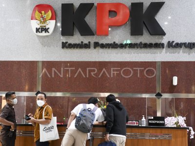 KPK PERIKSA PLH DIRJEN KEMENTERIAN ESDM | ANTARA Foto