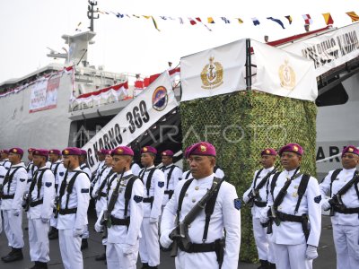 Peresmian Dan Pengukuhan KRI Bung Karno-369 | ANTARA Foto