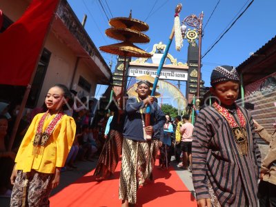 Kirab 1 Suro Petilasan Sri Aji Jayabaya | ANTARA Foto