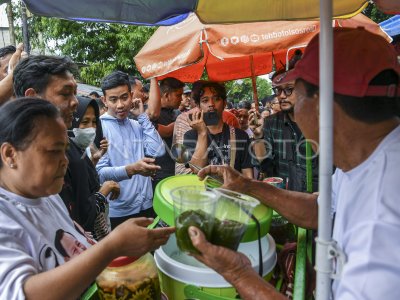 Gibran Blusukan Di Pasar Rumput Jakarta | ANTARA Foto