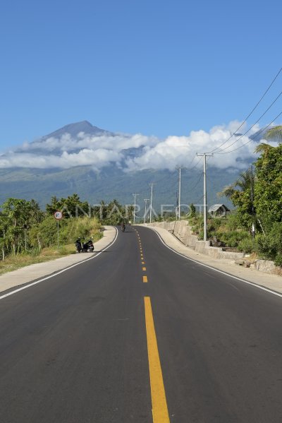 Peningkatan akses jalan ke kawasan wisata di Lombok