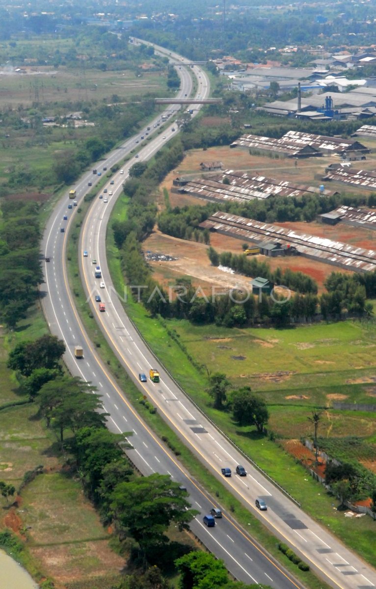 TOL JAKARTA-MERAK | ANTARA Foto