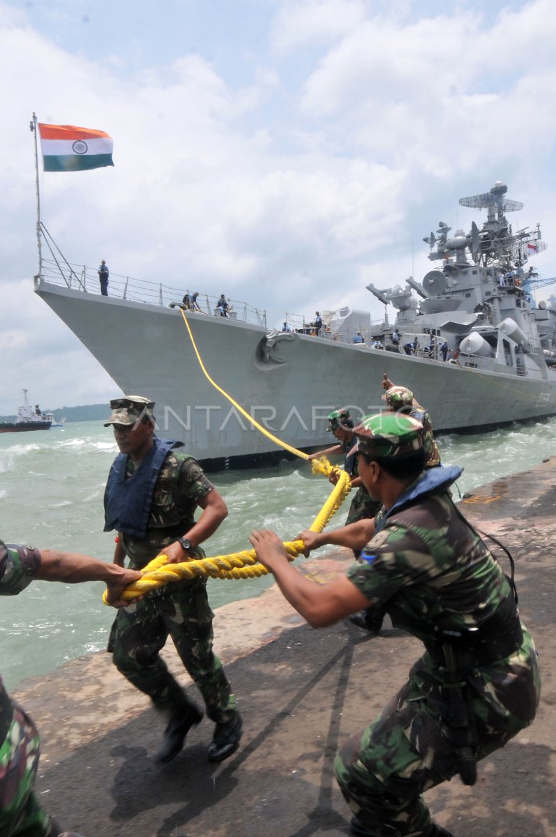 KAPAL INS RANJIT | ANTARA Foto