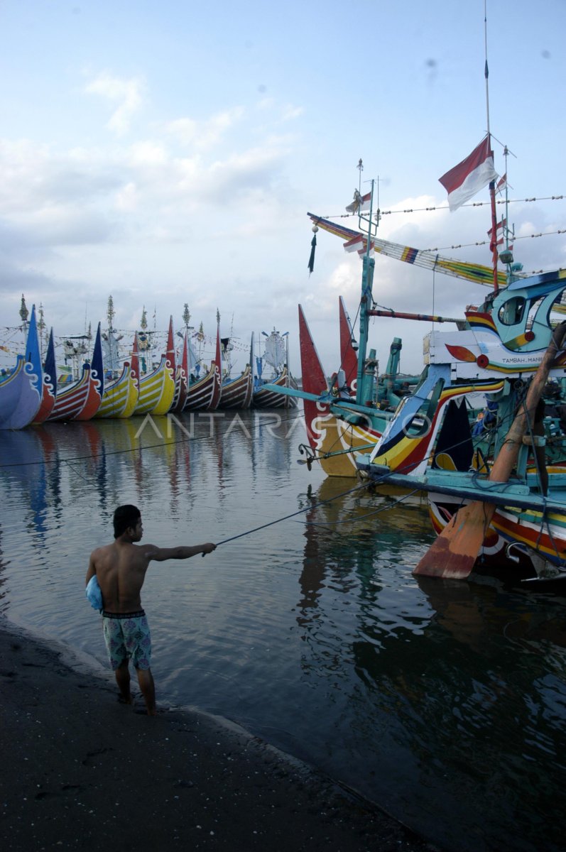 Nelayan Libur Melaut Antara Foto