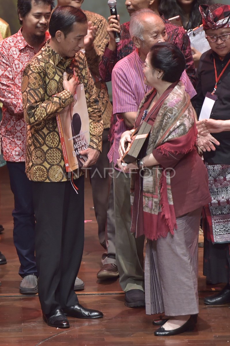 Perayaan Ulang Tahun Megawati Soekarnoputri Antara Foto 0860