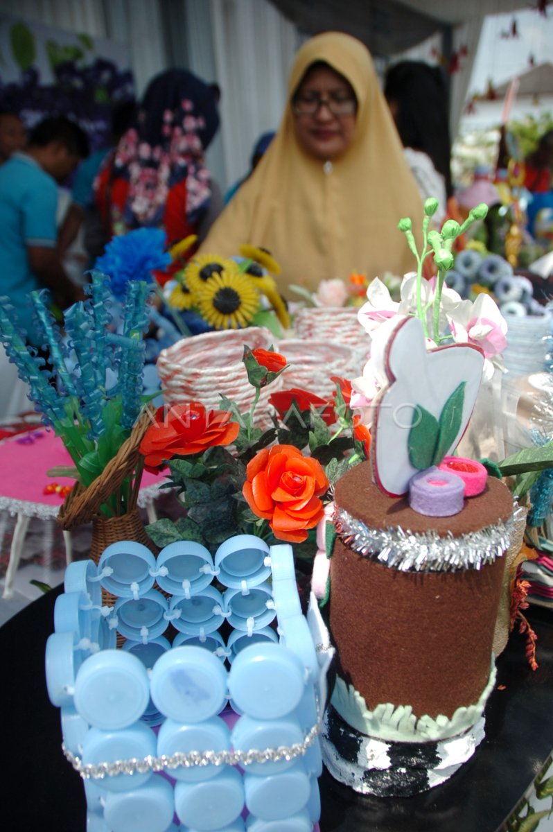 Daur Ulang Sampah Plastik Antara Foto 2297