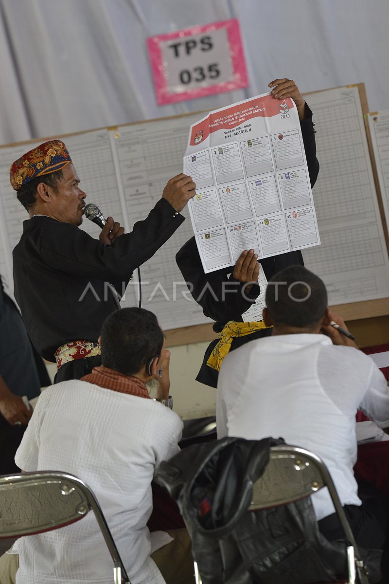 Penghitungan Hasil Pemungutan Suara Antara Foto 