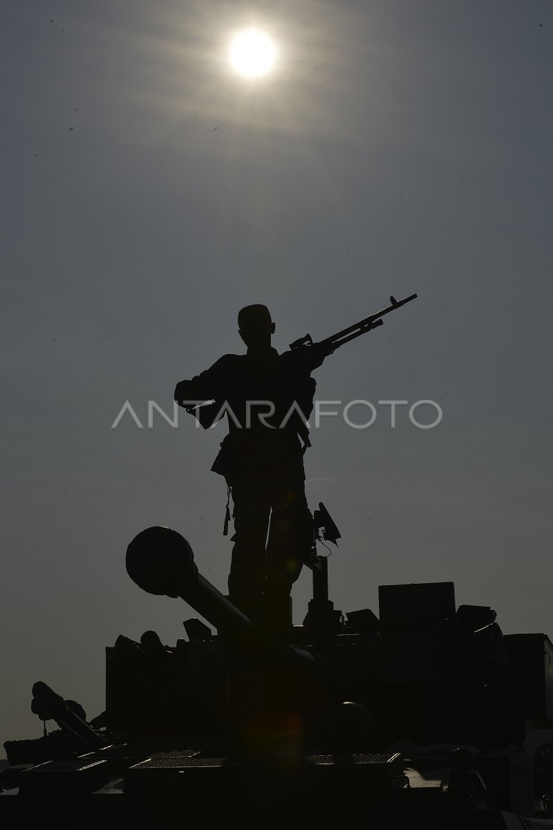 LATIHAN GABUNGAN TNI | ANTARA Foto