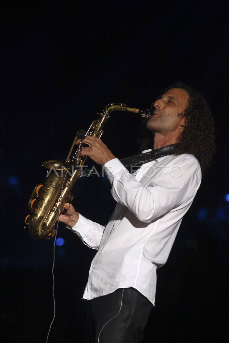 Lagu saxophone on sale kenny g