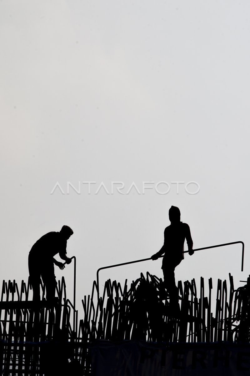 ANGKA KECELAKAAN KERJA DI INDONESIA MASIH TINGGI | ANTARA Foto