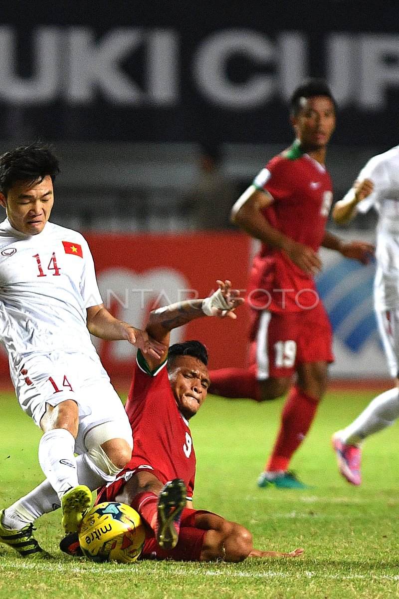 INDONESIA MELAWAN VIETNAM | ANTARA Foto