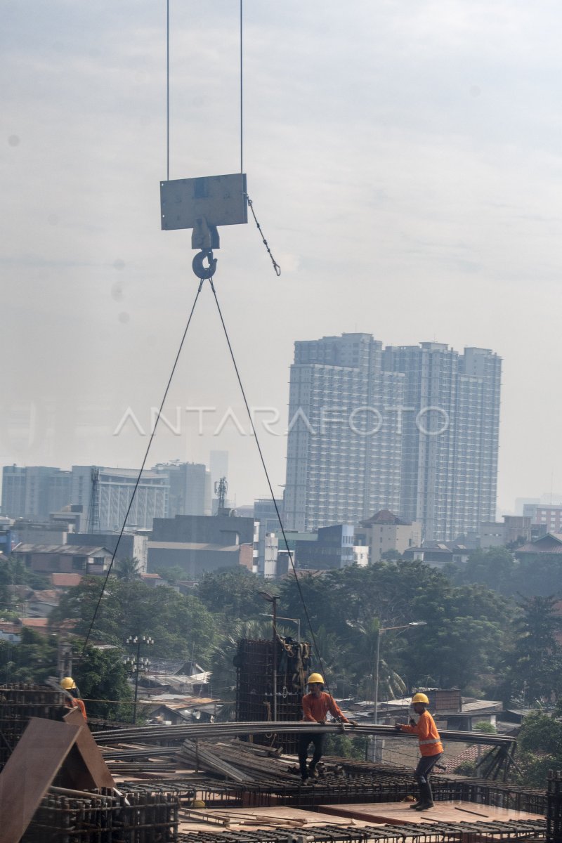 Proyek Pembangunan Stasiun Manggarai Antara Foto