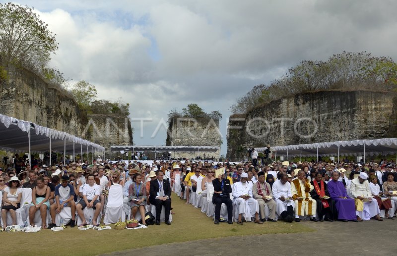 PERINGATAN BOM BALI | ANTARA Foto