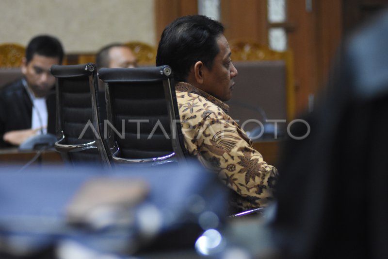 VONIS EMPAT TAHUN PENJARA UNTUK AHMAD HIDAYAT MUS | ANTARA Foto