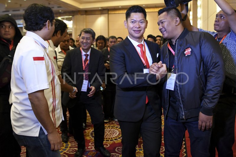 RAJA SAPTA OKTOHARI TERPILIH JADI KETUM KOI | ANTARA Foto