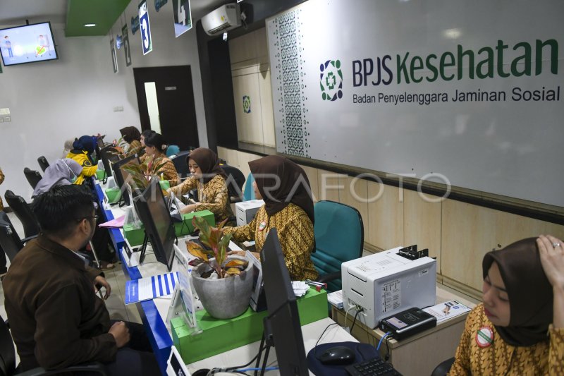 DAMPAK KENAIKAN IURAN BPJS KESEHATAN | ANTARA Foto