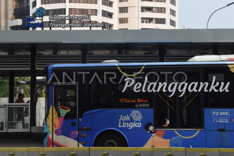 PENERAPAN TARIF INTEGRASI ANTARMODA JAKLINGKO | ANTARA Foto