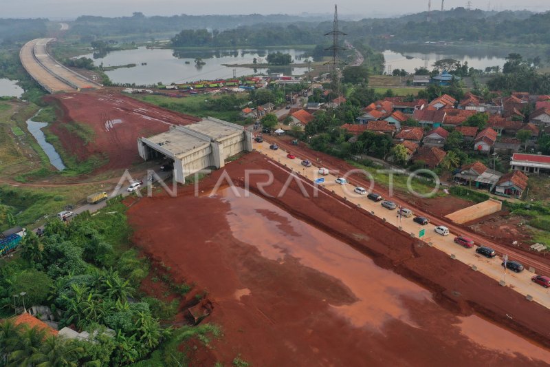 JALUR ALTERNATIF MENUJU JAKARTA | ANTARA Foto