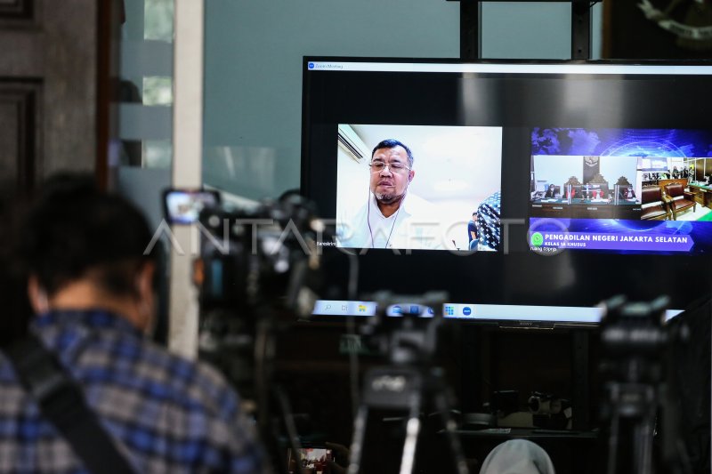 SIDANG PERDANA MANTAN PRESIDEN ACT AHYUDIN | ANTARA Foto