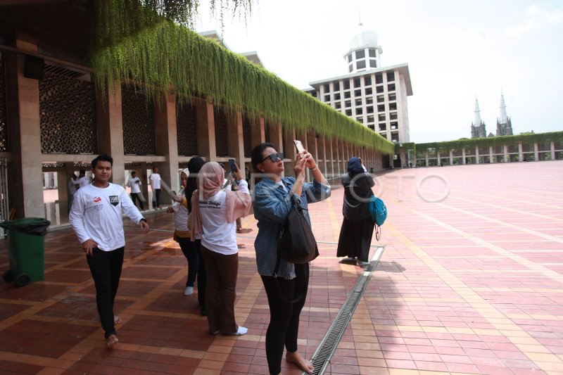 WISATA RELIGI MASJID JAKARTA | ANTARA Foto