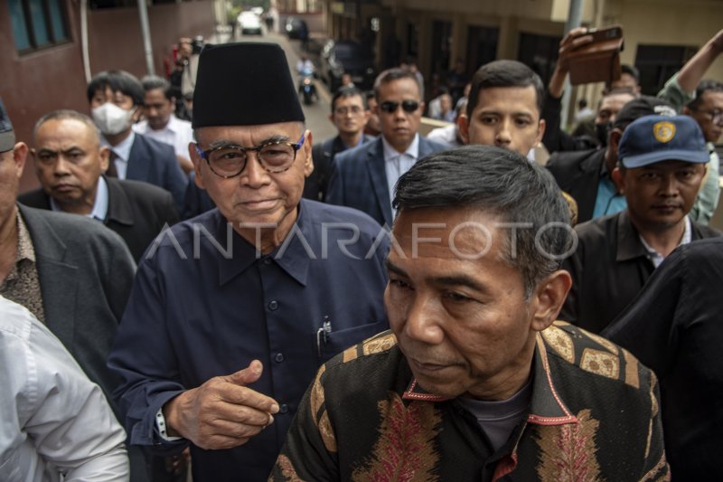 Pemeriksaan Panji Gumilang | ANTARA Foto