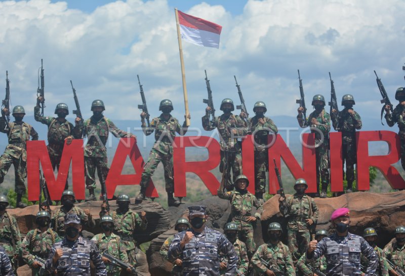 KASAL MENINJAU PENDIDIKAN KOMANDO KORPS MARINIR | ANTARA Foto