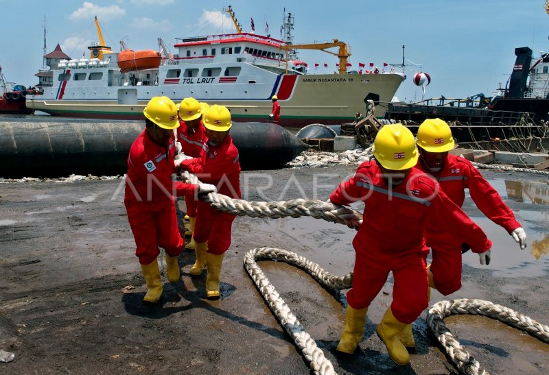 Peluncuran Kapal Sabuk Nusantara Antara Foto