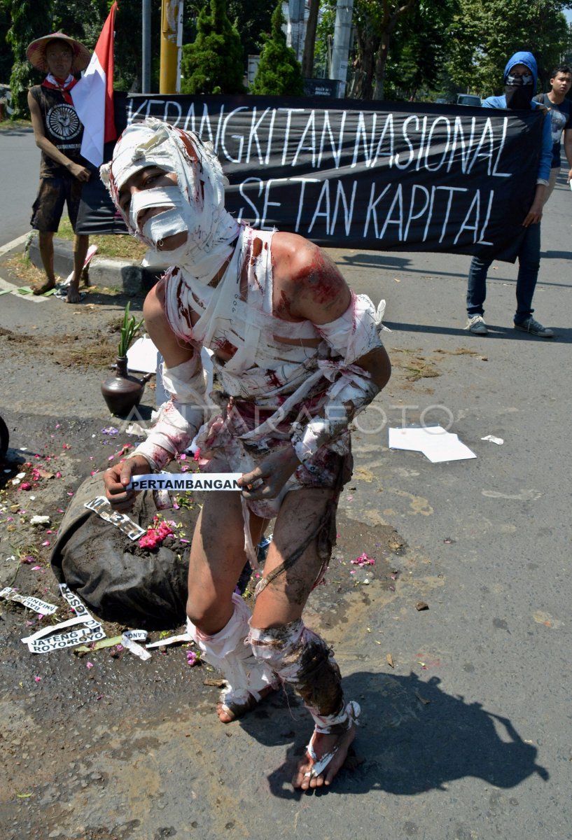 Unjuk Rasa Lingkungan Antara Foto