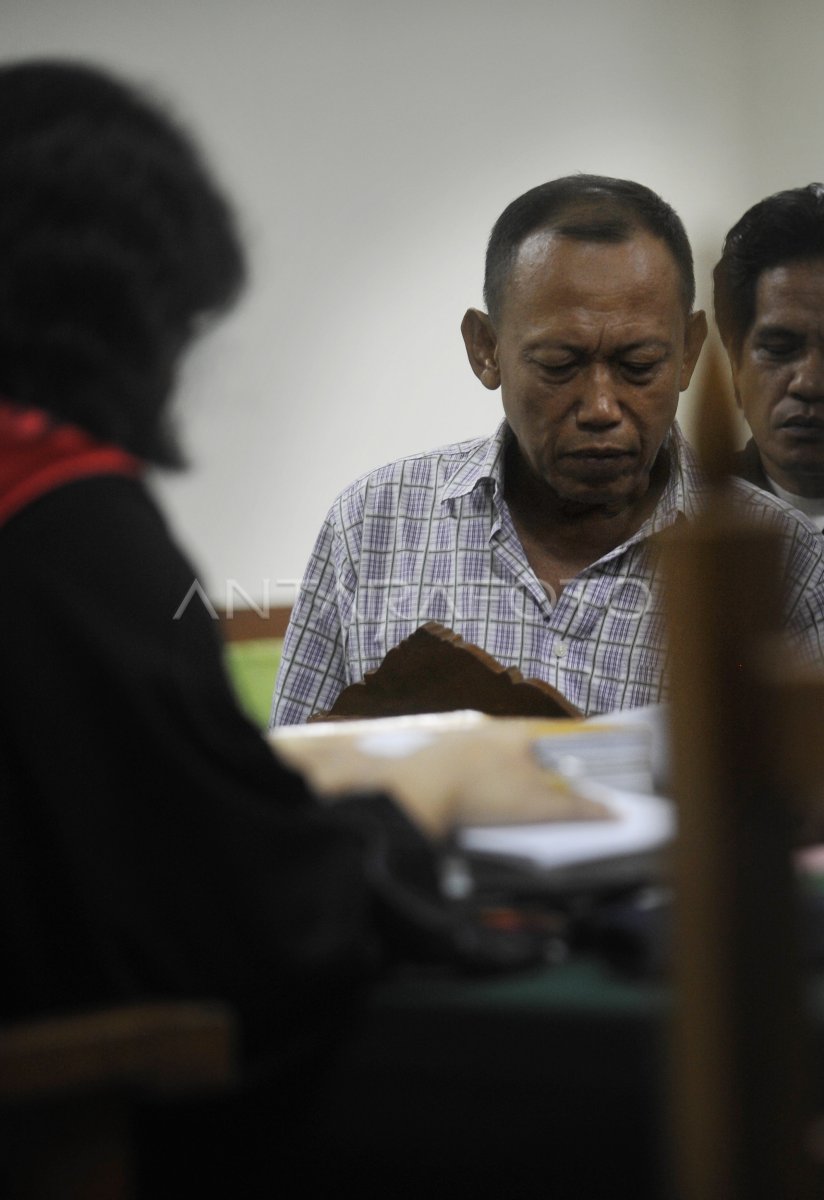 SIDANG KORUPSI JEMBATAN KEDAUNG | ANTARA Foto