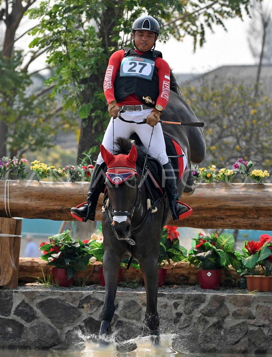EQUESTRIAN CROSS COUNTRY ANTARA Foto